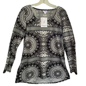 LulaRoe LYNNAE Black & White Long Sleeve Stretchy Polyester/Spandex SMALL NWT
